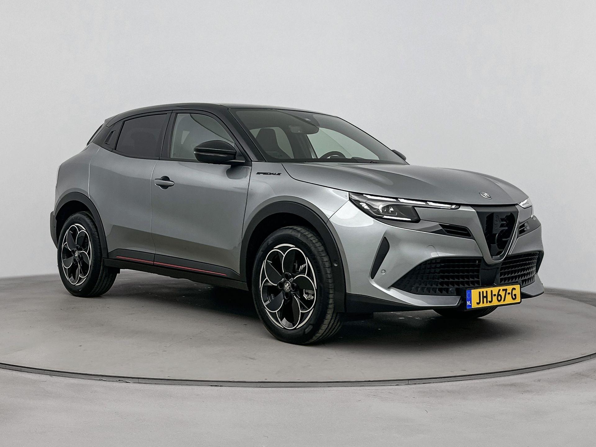 Alfa Romeo Junior 1.2 Turbo Hybrid Ibrida Speciale - Afbeelding 2