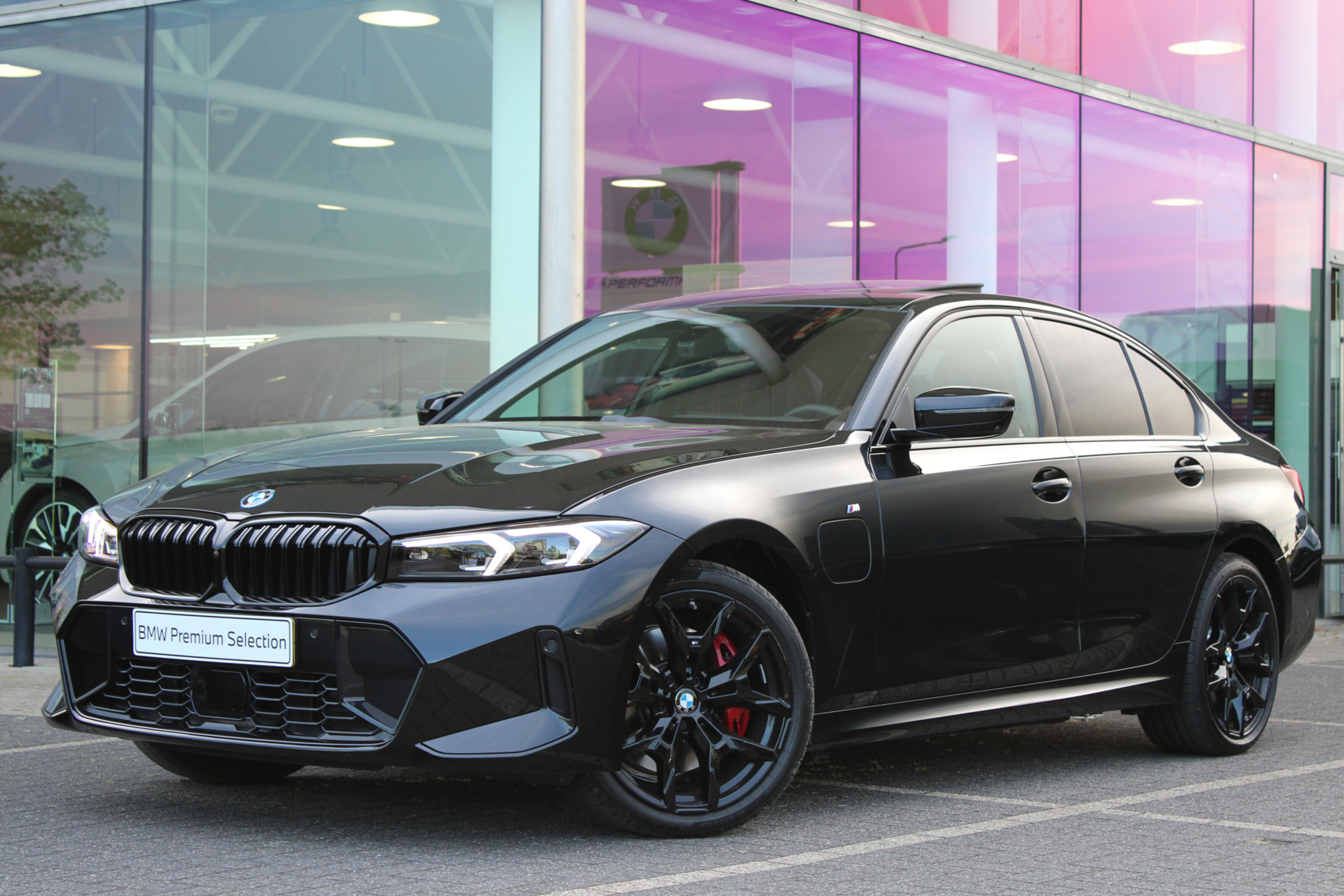 BMW 3 Serie 330e M Sport Automaat