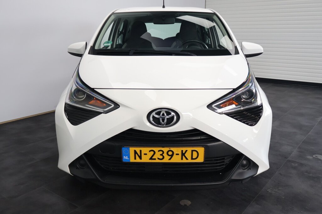 Toyota Aygo 1.0 VVT-i x-play | Airco | Carplay | Camera - Afbeelding 5