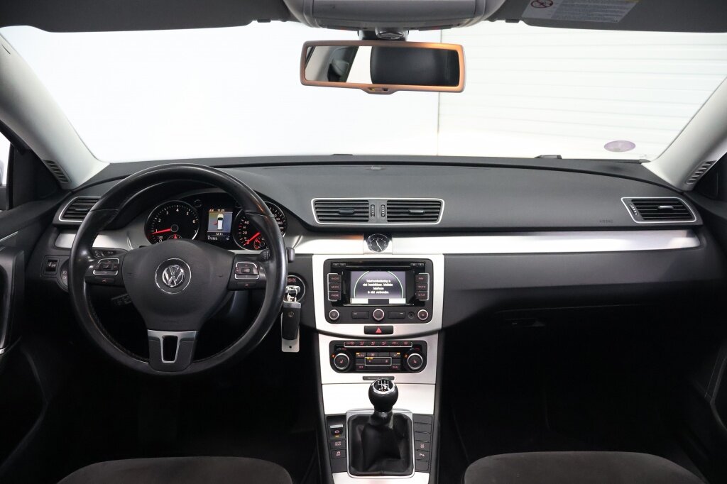 Volkswagen Passat Variant 1.8 TSI Highline | Trekhaak | Panoramadak | Bi-Xenon - Afbeelding 2