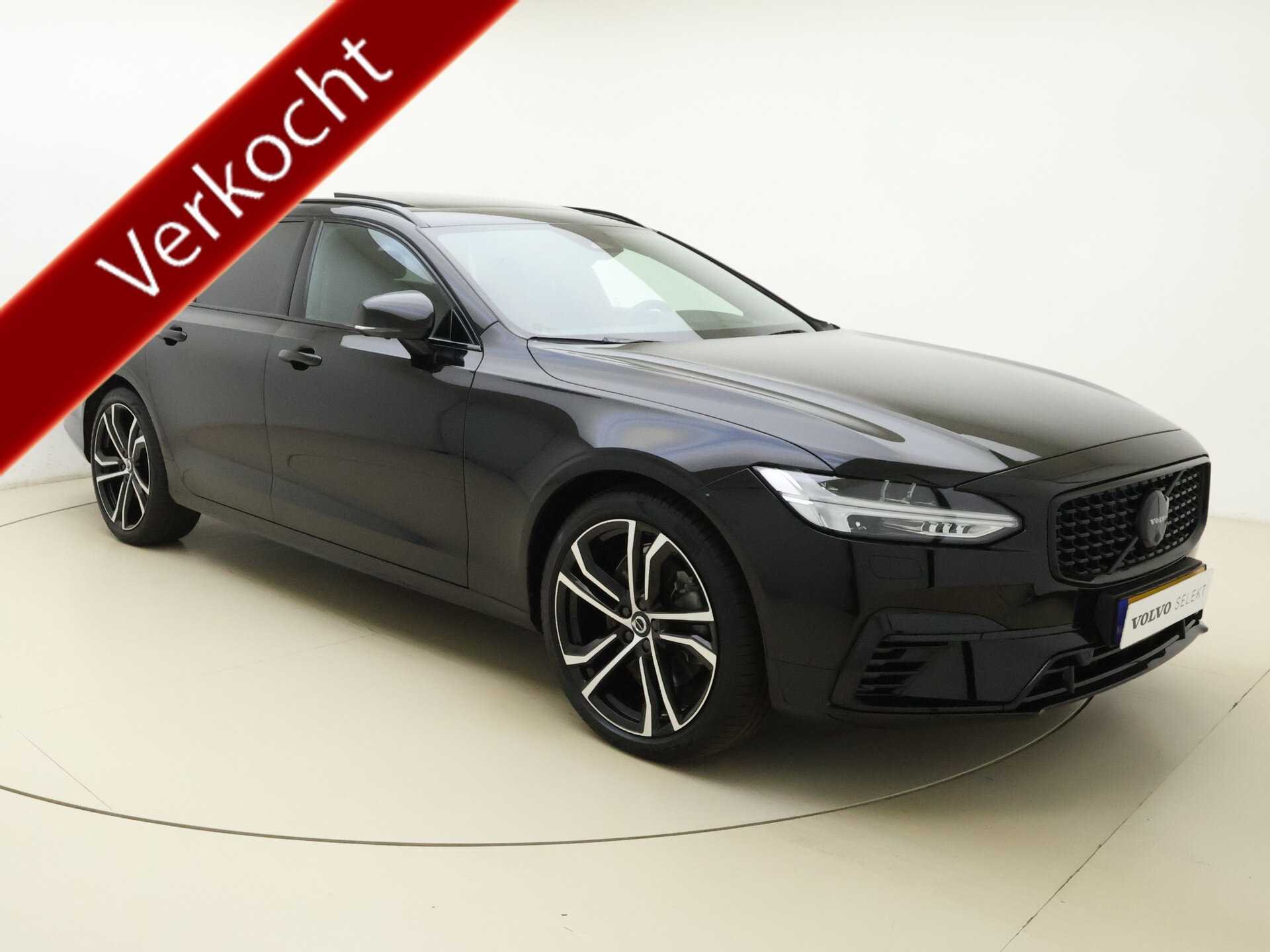 Volvo V90 T8 455pk AWD R-Design