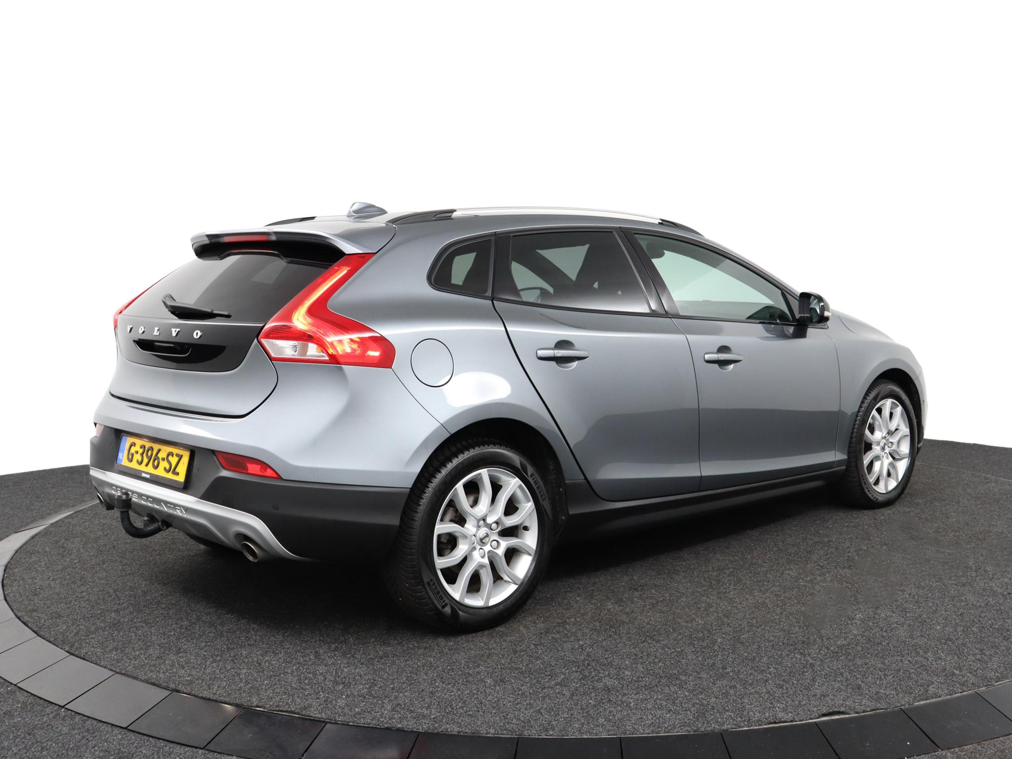 Volvo V40 Cross Country 1.5 T3 Polar+ Luxury - Afbeelding 5