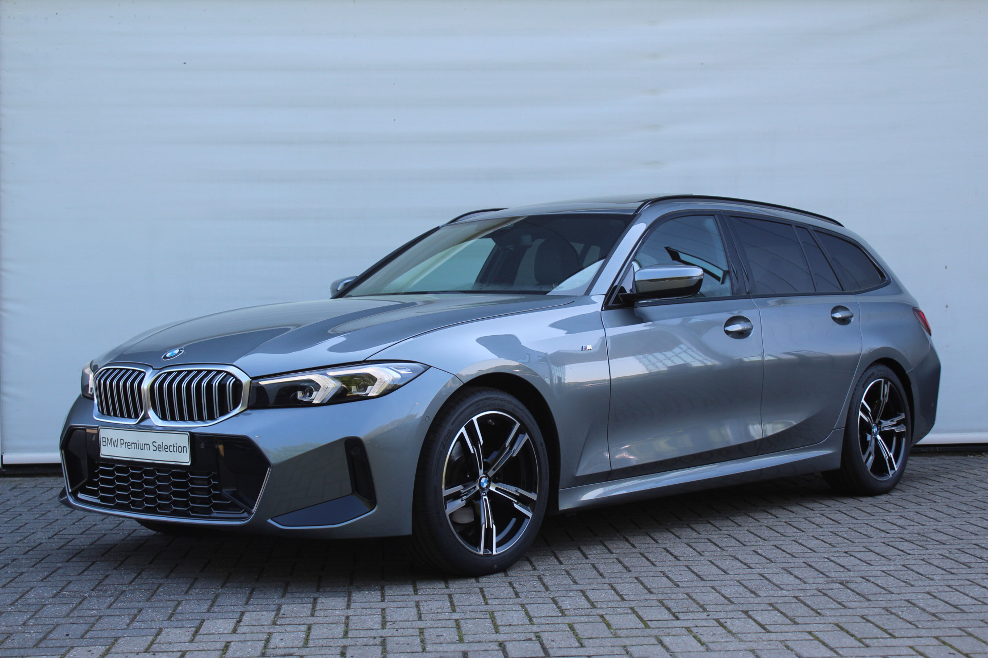 BMW 3 Serie Touring 318i M Sport Automaat