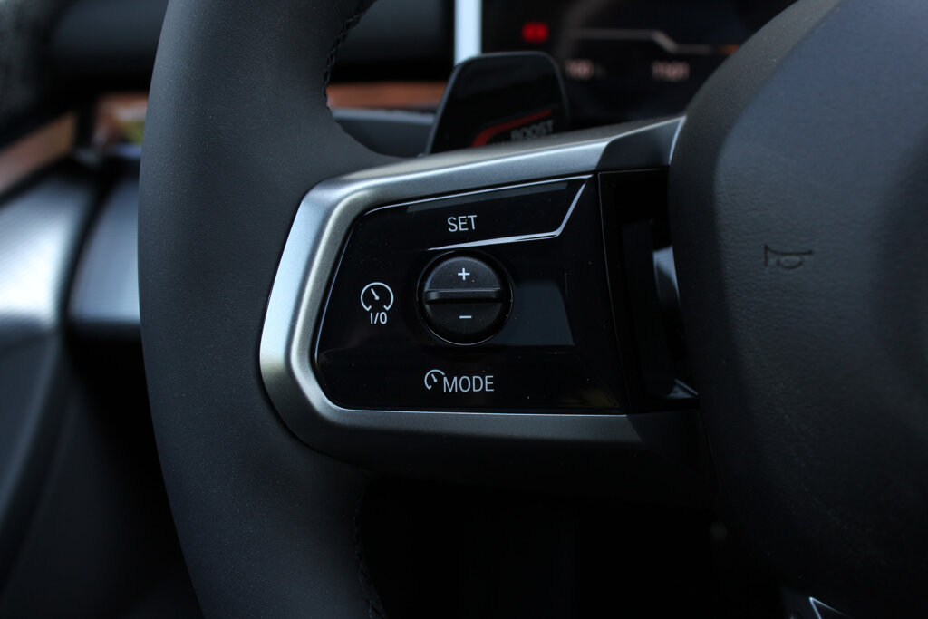 BMW i5 16