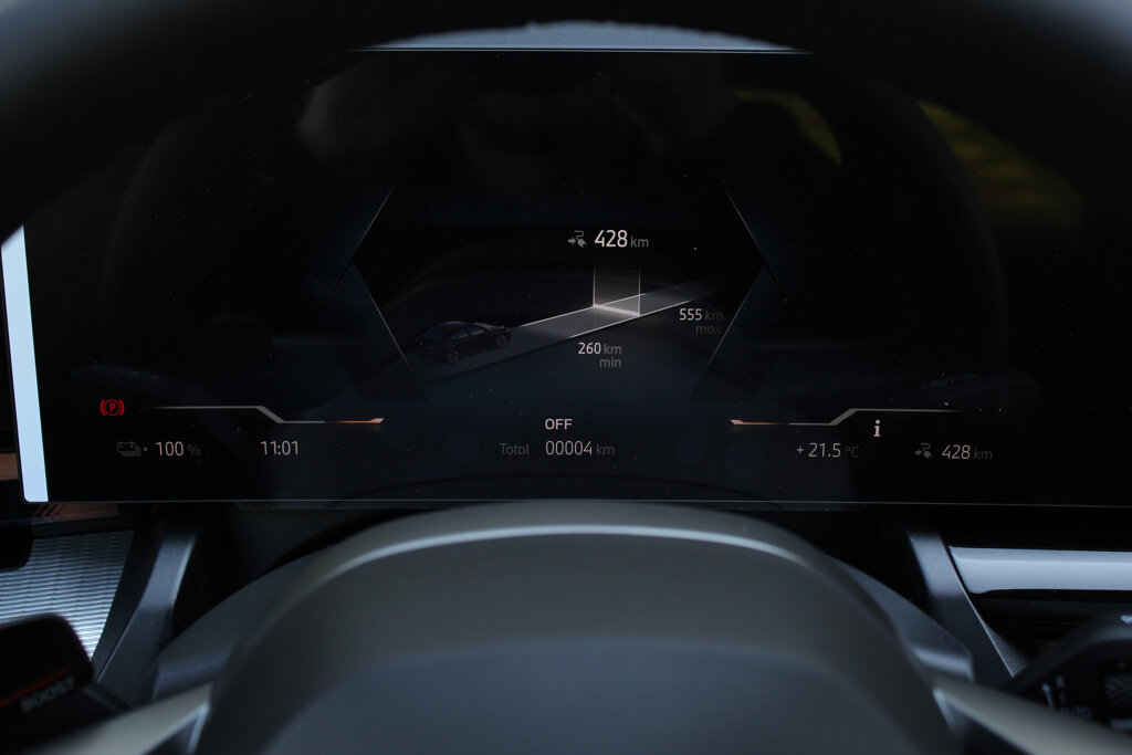 BMW i5 17