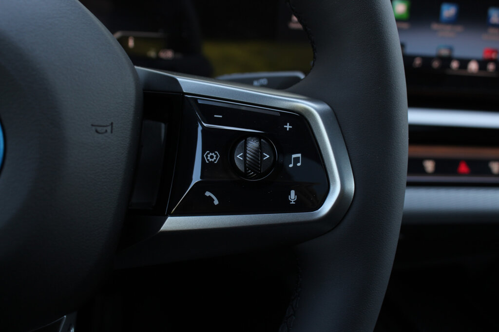 BMW i5 18