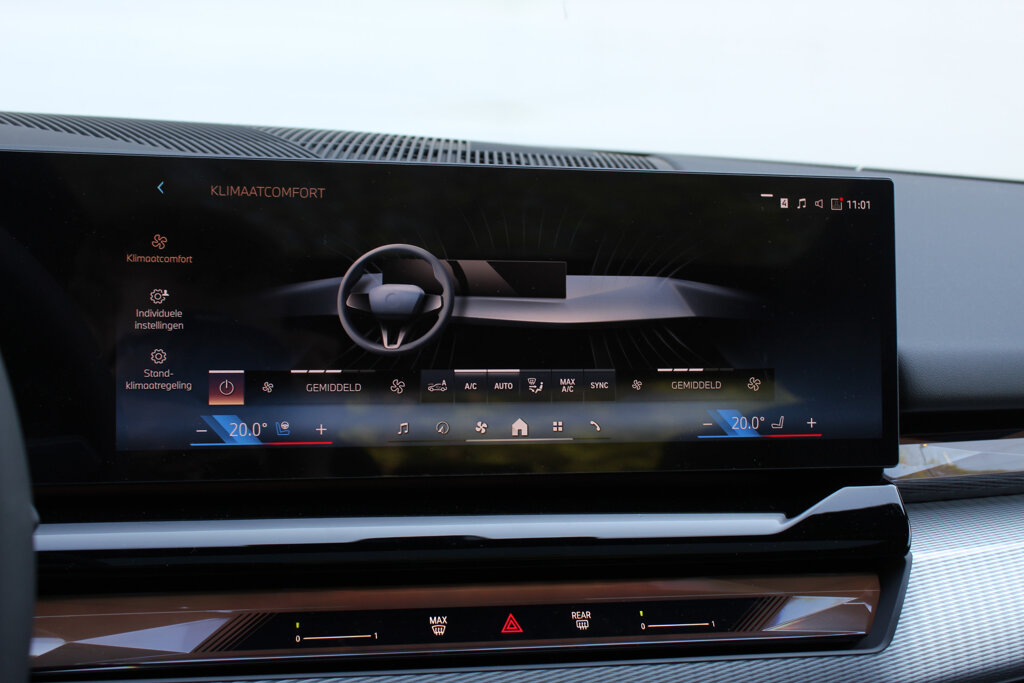 BMW i5 22