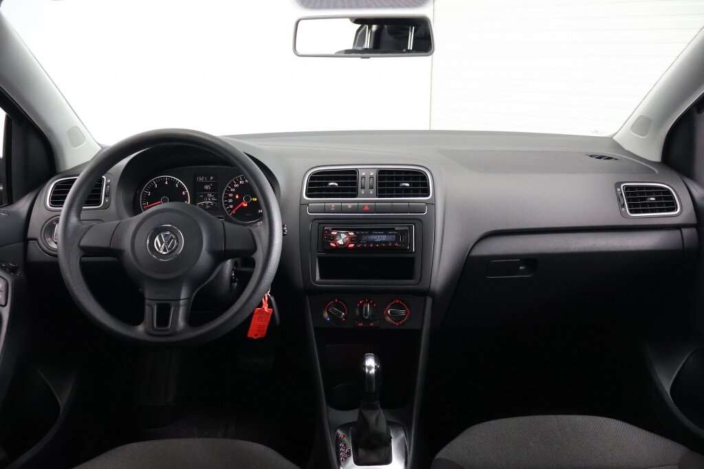 Volkswagen Polo 1.4-16V Comfortline DSG 5D | Trekhaak | Cruise Control - Afbeelding 2