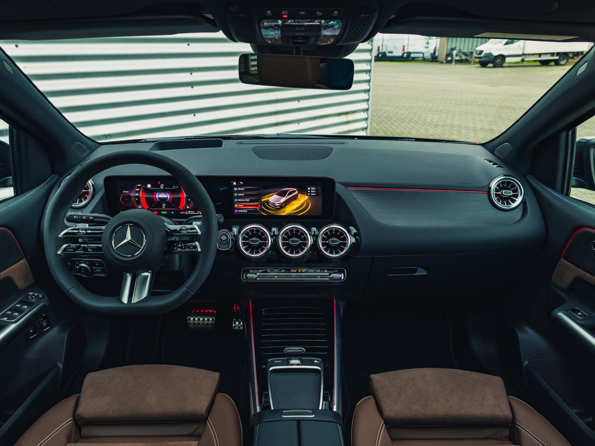 Mercedes-Benz B-Klasse 250 e Business Solution AMG - Afbeelding 3