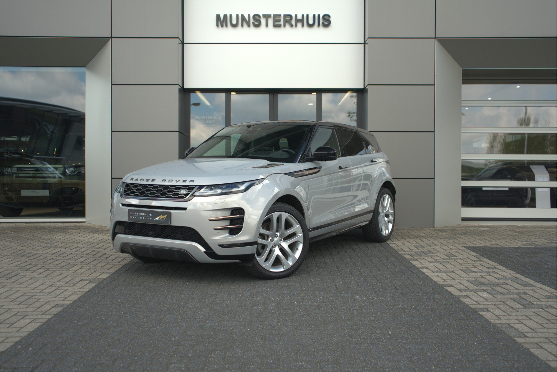 Land Rover Range Rover Evoque 2.0 P250 AWD R-Dynamic First Edition