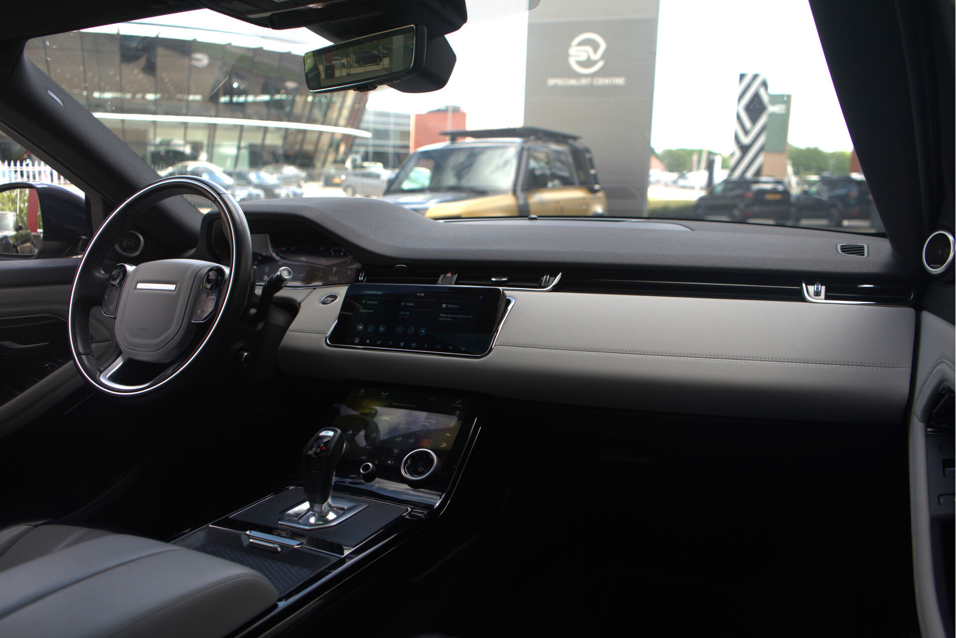 Land Rover Range Rover Evoque 2.0 P250 AWD R-Dynamic First Edition - Afbeelding 3