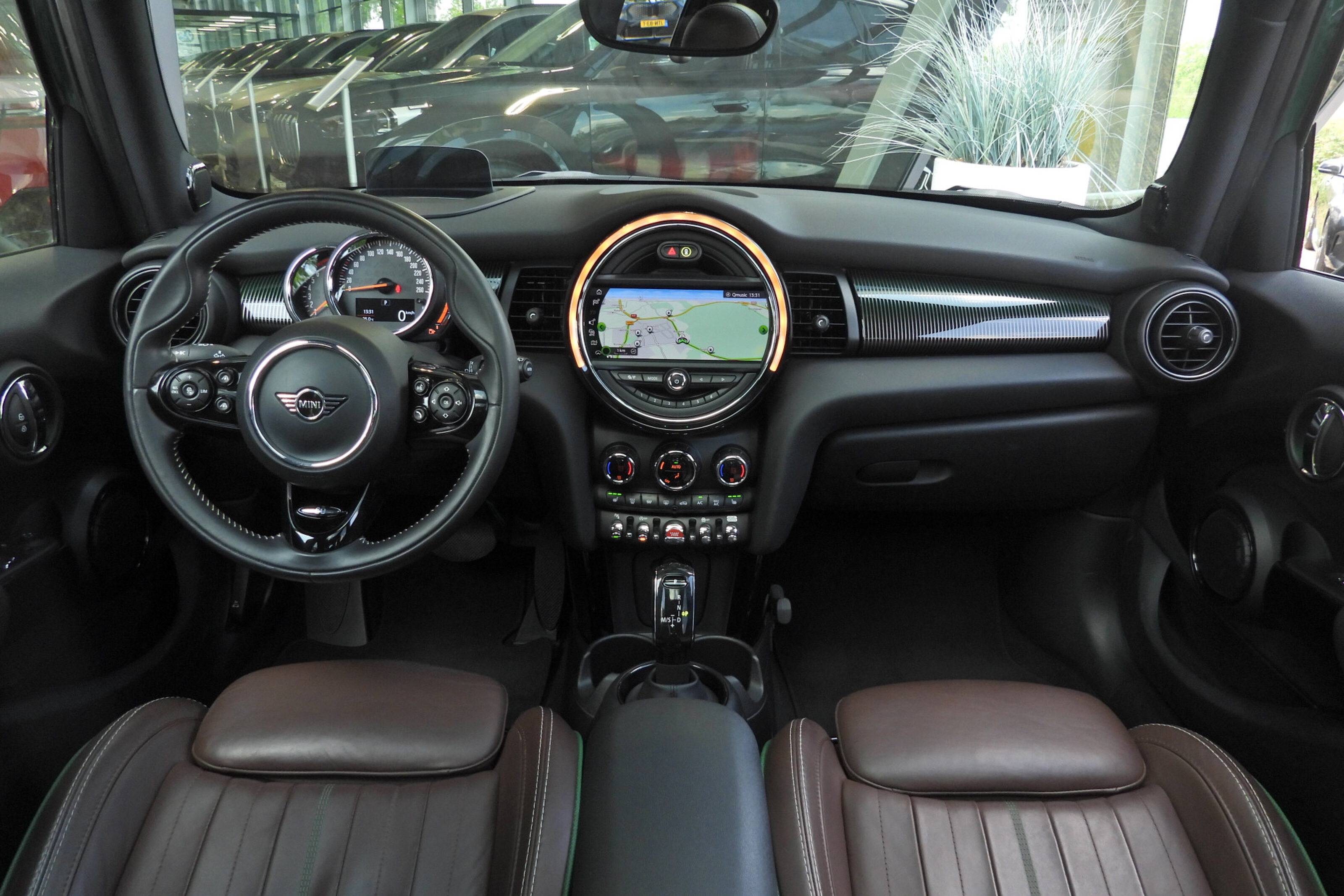 MINI Cooper Hatchback Automaat