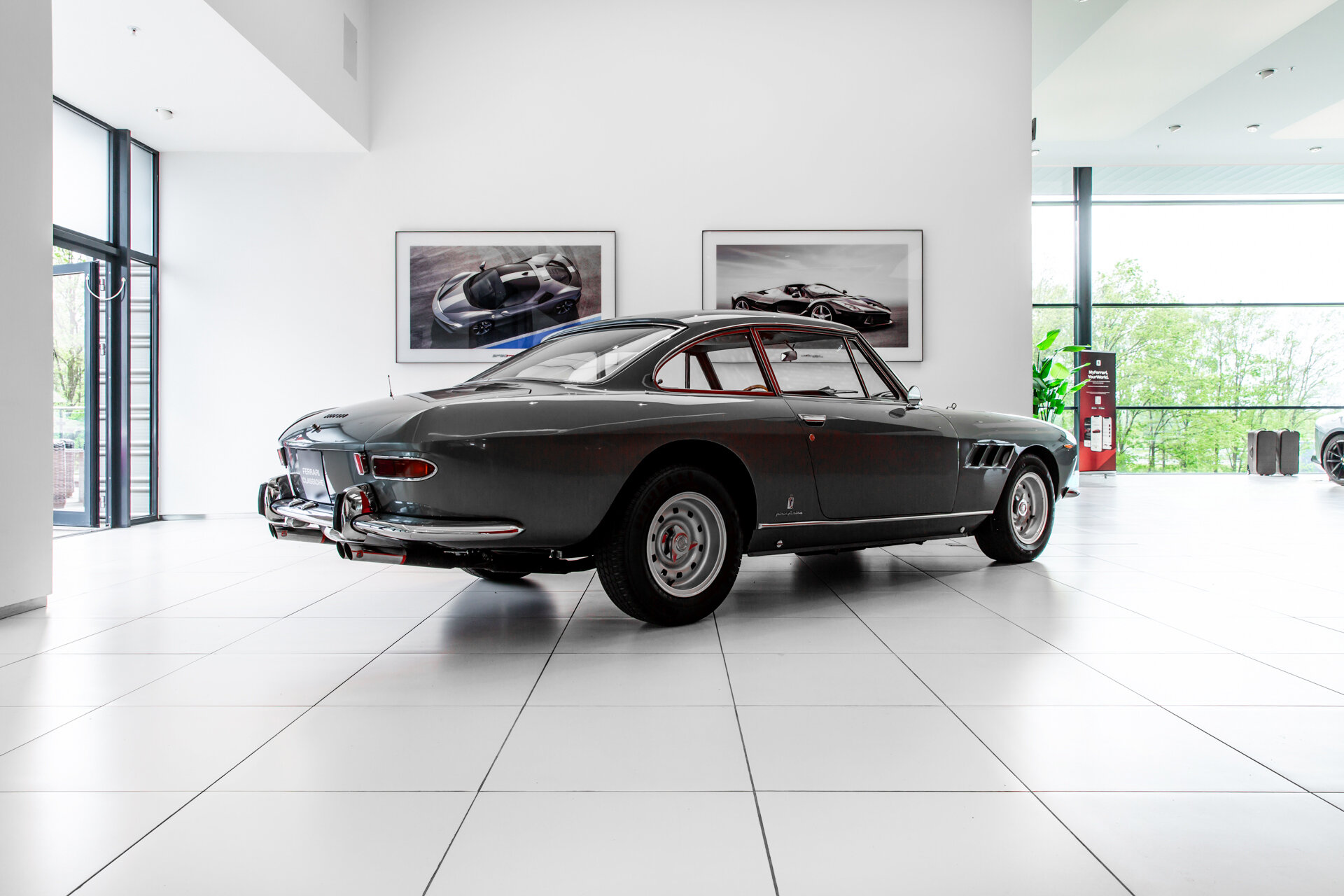 Ferrari  330 GT 2+2 (Classiche Certified) ~Ferrari Munsterhuis~ - Afbeelding 3
