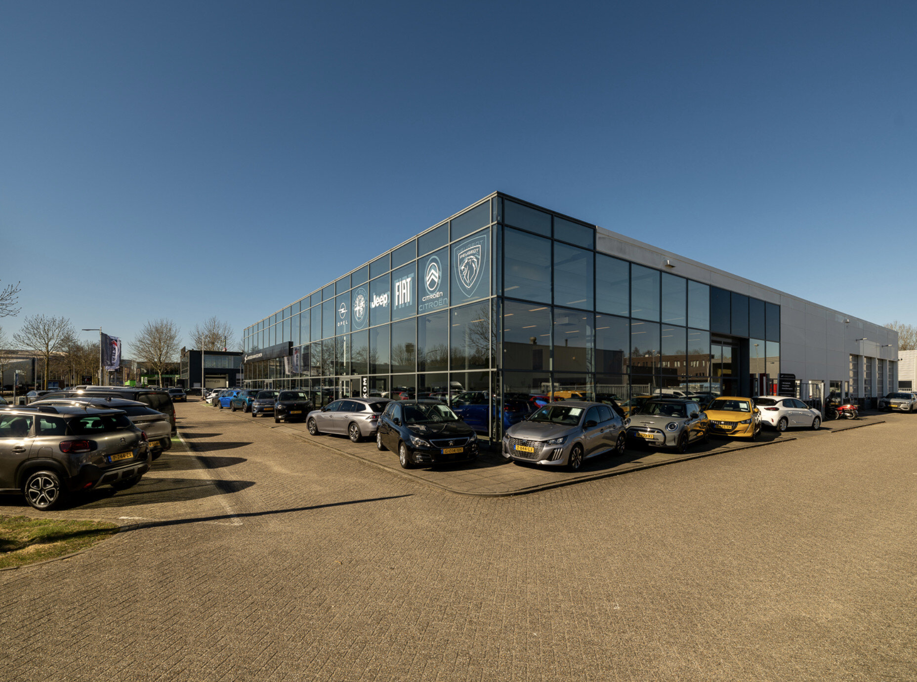 Lynk & Co 01