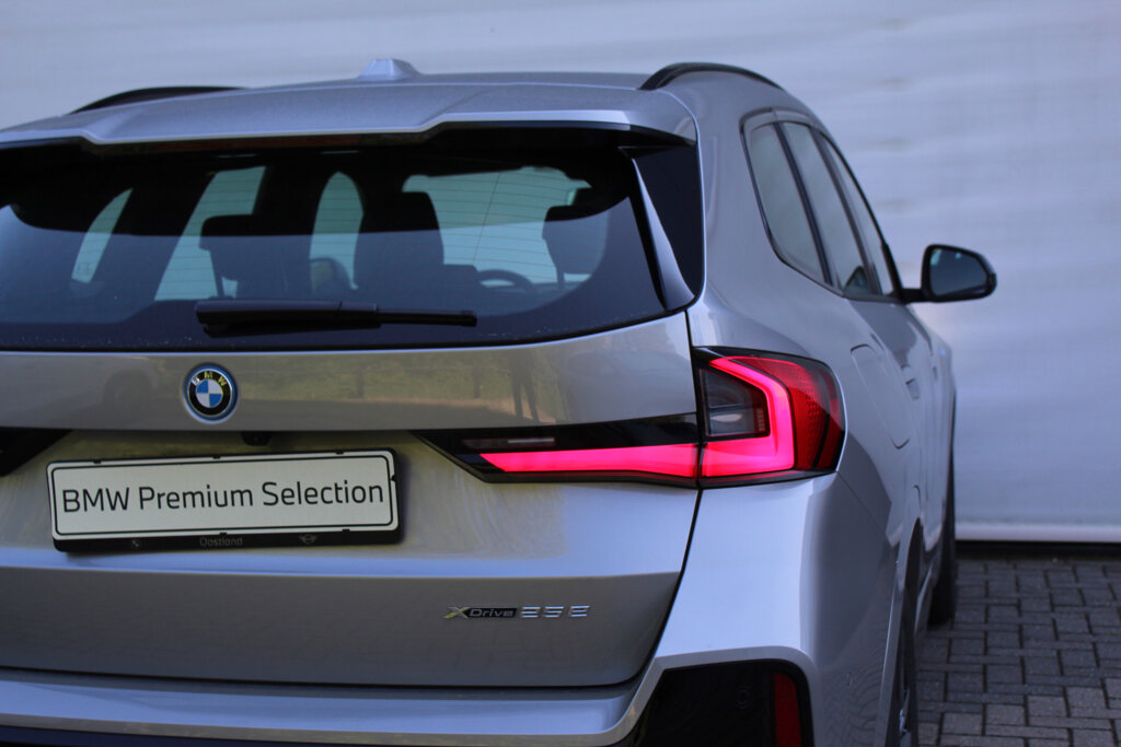 BMW X1 11