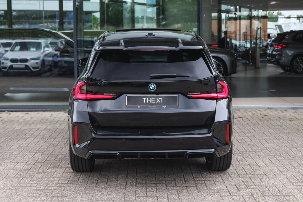 BMW X1 7
