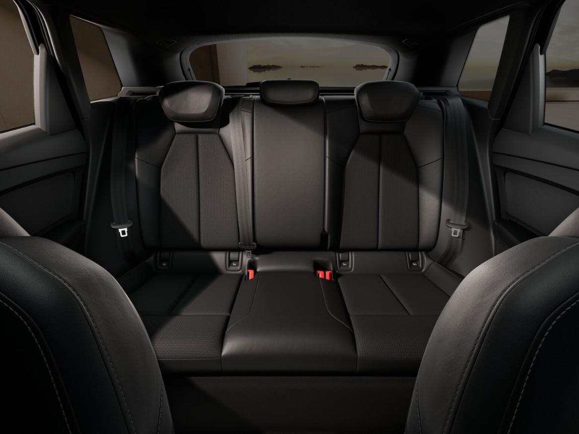 Audi Q4 e-tron S edition Competition e-tron 45 82 kWh 210 kW / 28 - Afbeelding 3