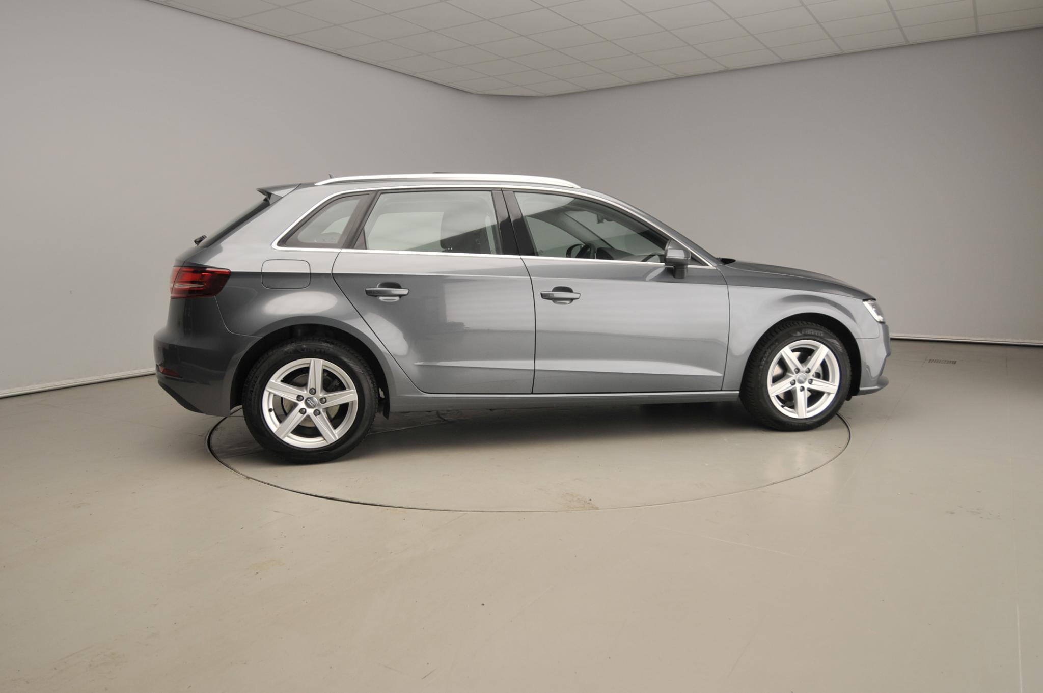 Audi A3 Sportback 1.0 TFSI Pro Line - Bild 4