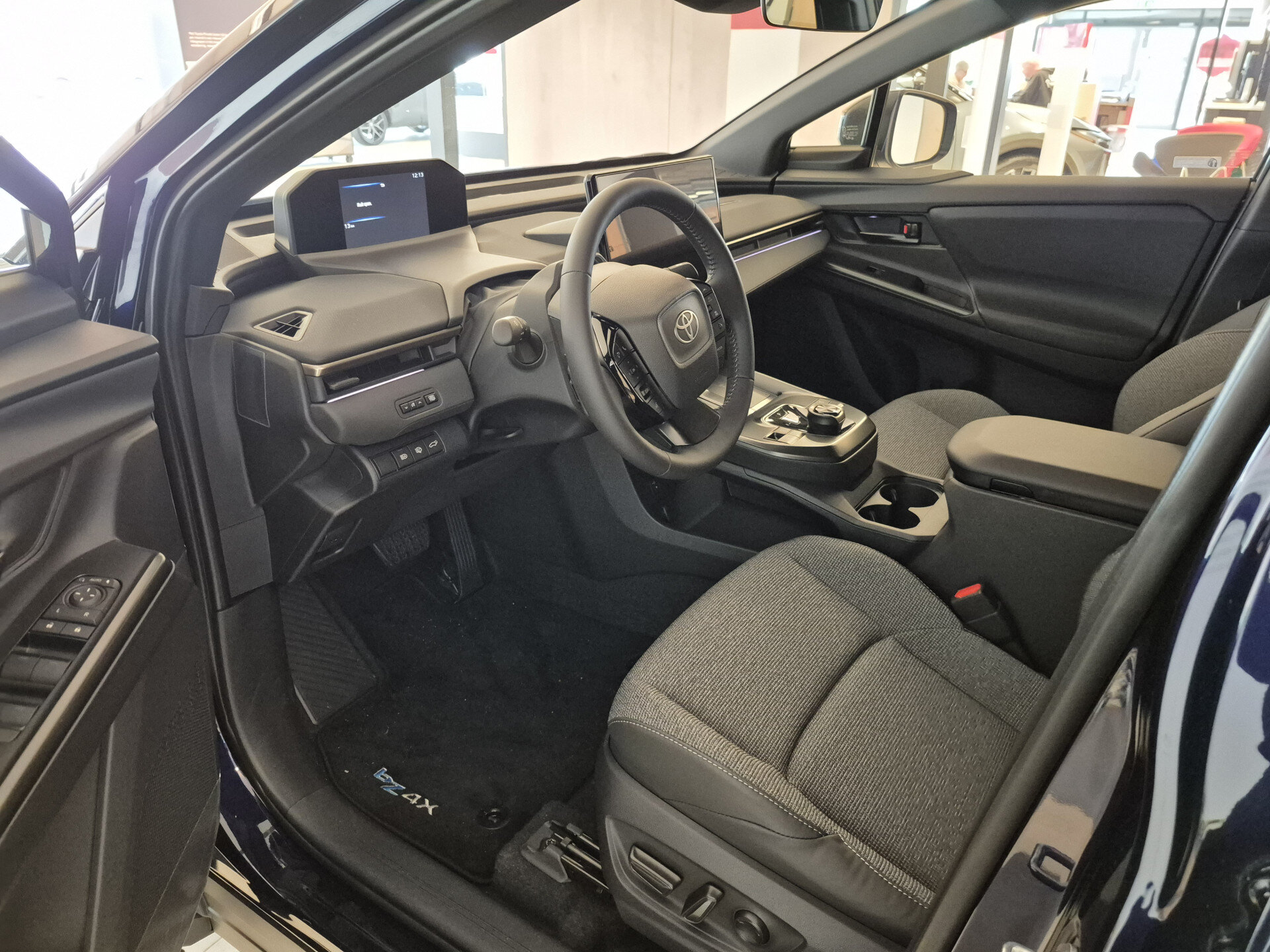 Toyota bZ4X Dynamic 73 kWh Automaat - Afbeelding 2