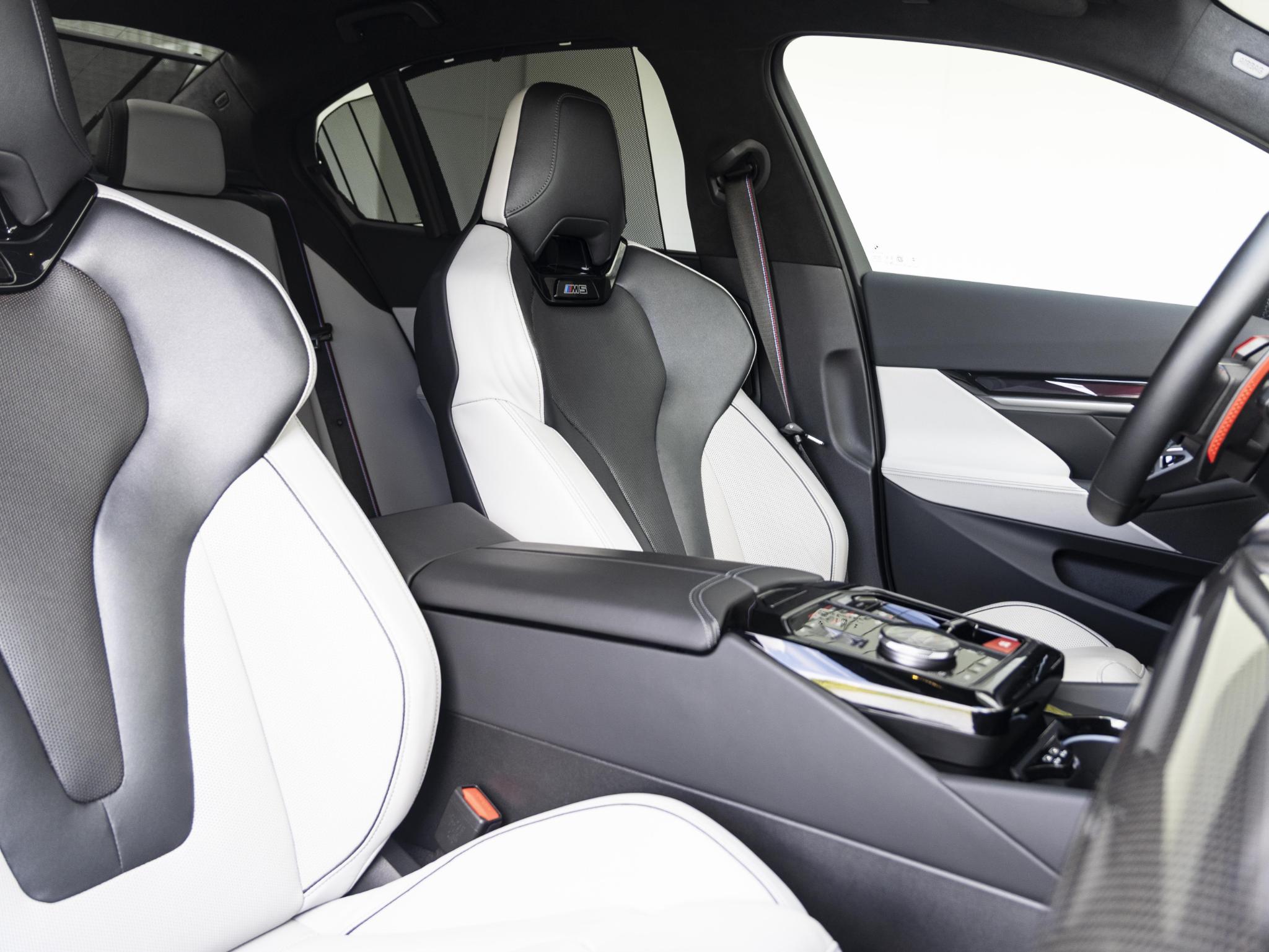 BMW M5 Sedan - Afbeelding 4