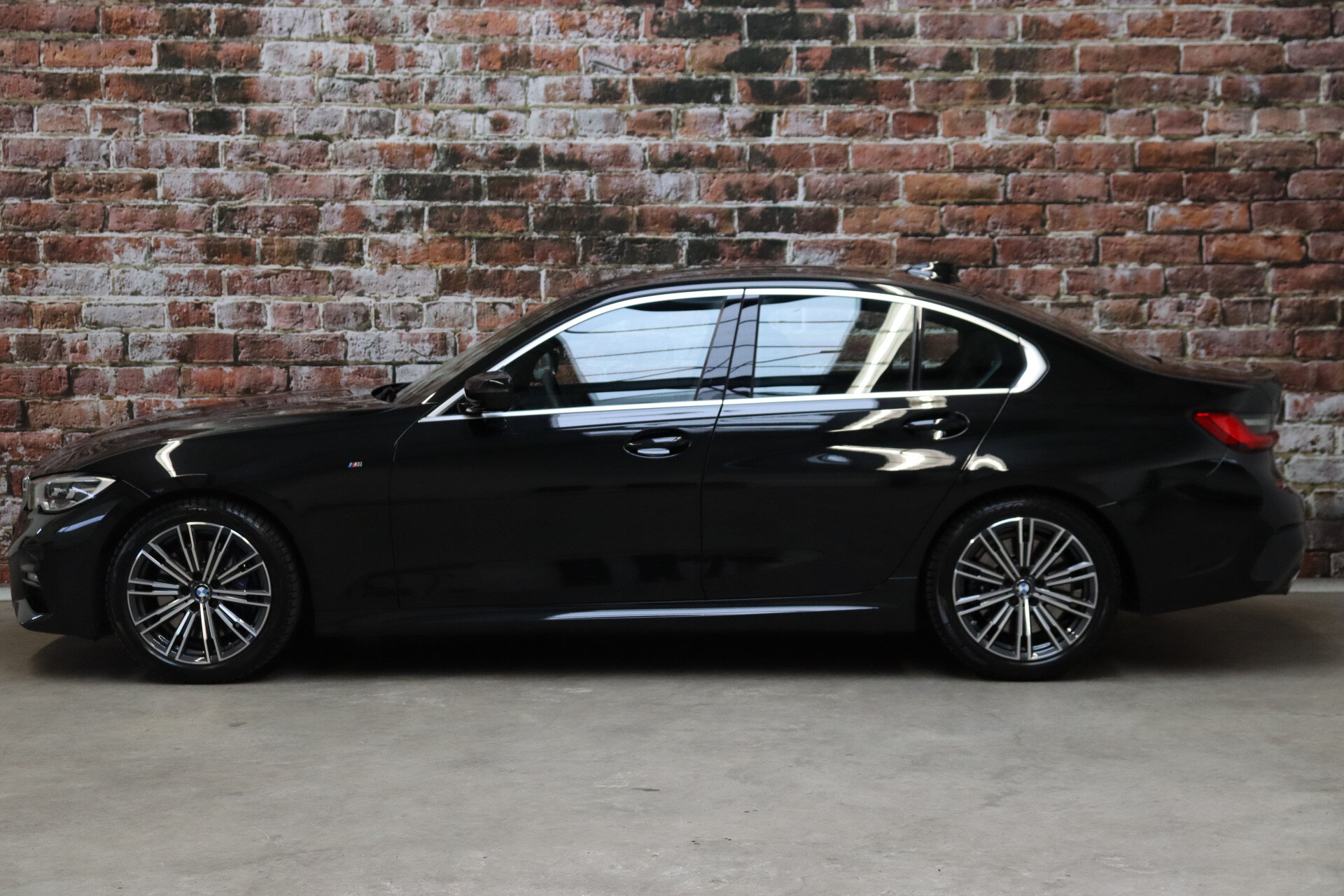 BMW 3 Serie Sedan 330i High Executive M Sport Pakket Automaat - Afbeelding 3