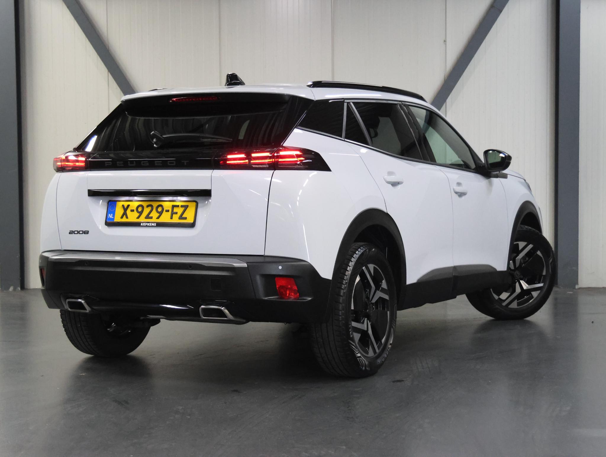 Peugeot 2008 1.2 130PK Allure - Afbeelding 3