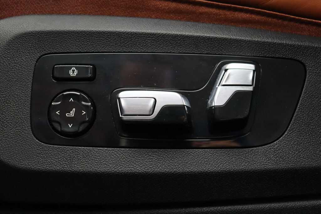 BMW X7 13