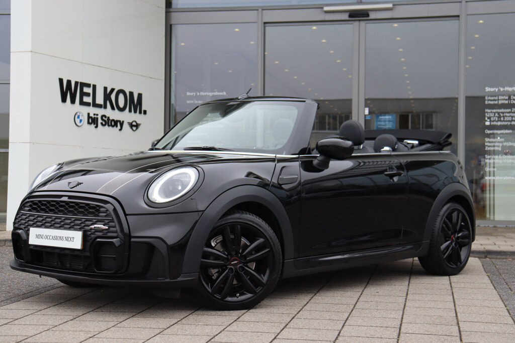 MINI Cooper Cabrio 1