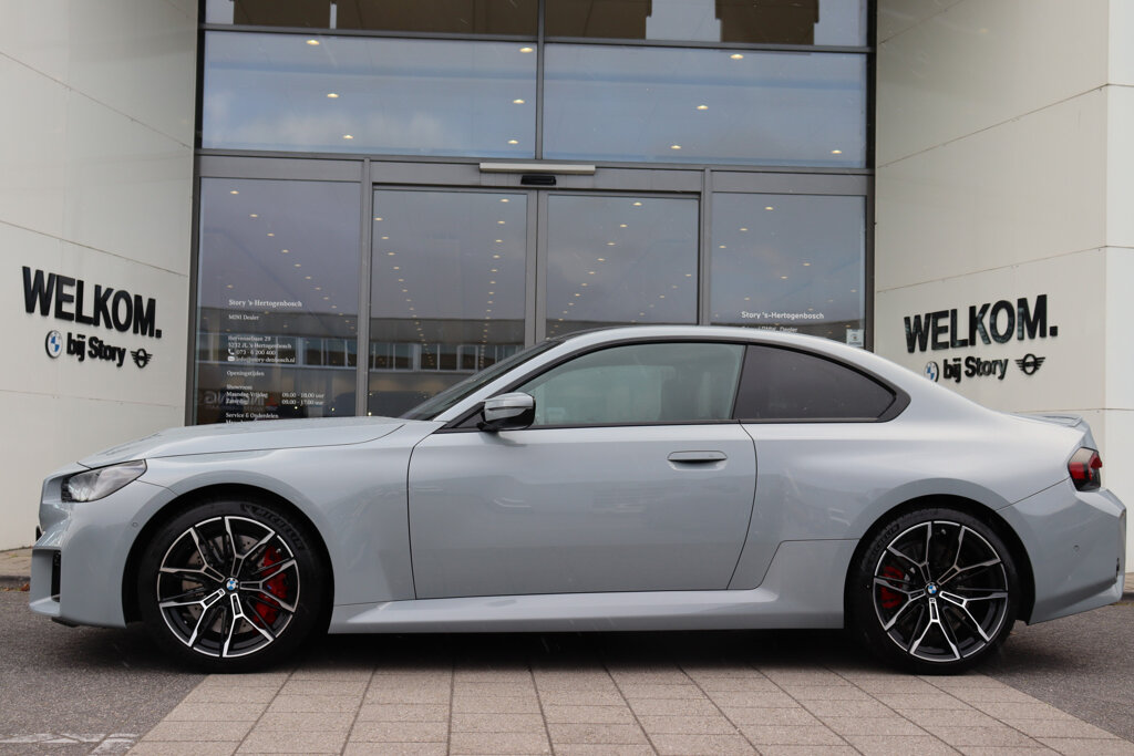 BMW M2 6