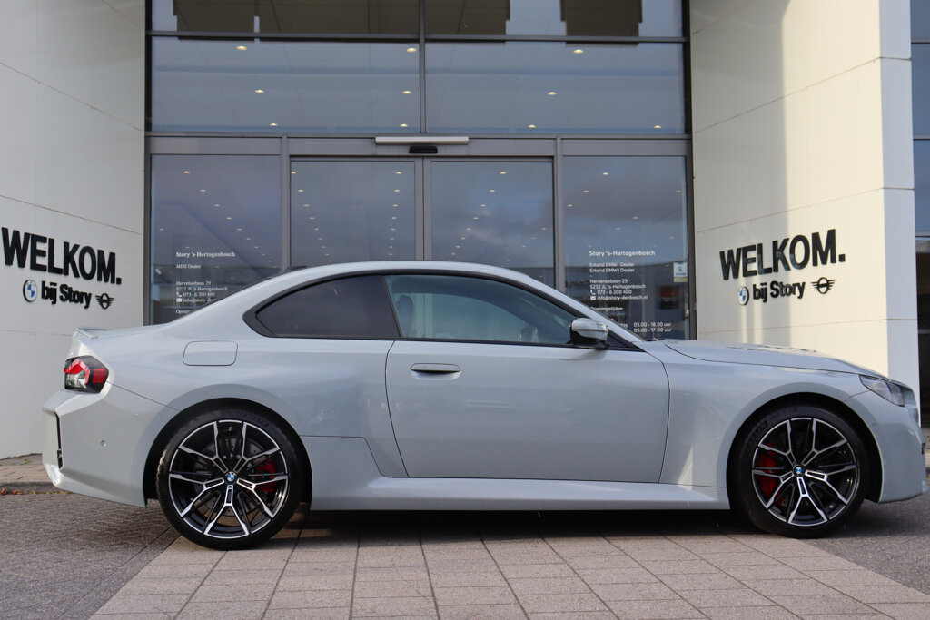 BMW M2 12