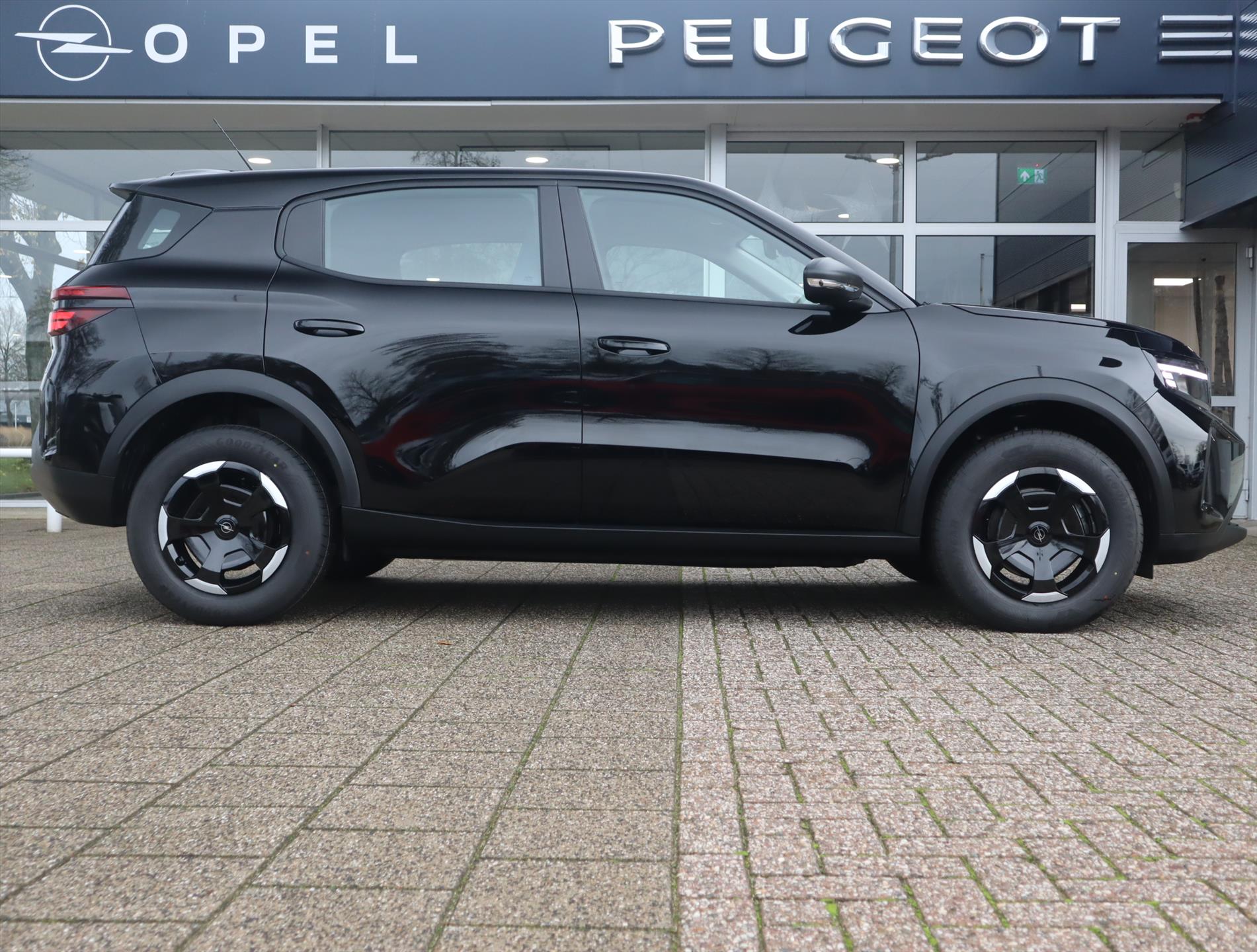 Opel Frontera Electric Edition 44kWh 113PK Automaat, Rijklaarprijs, Navigatie Camera DAB+ - Afbeelding 5