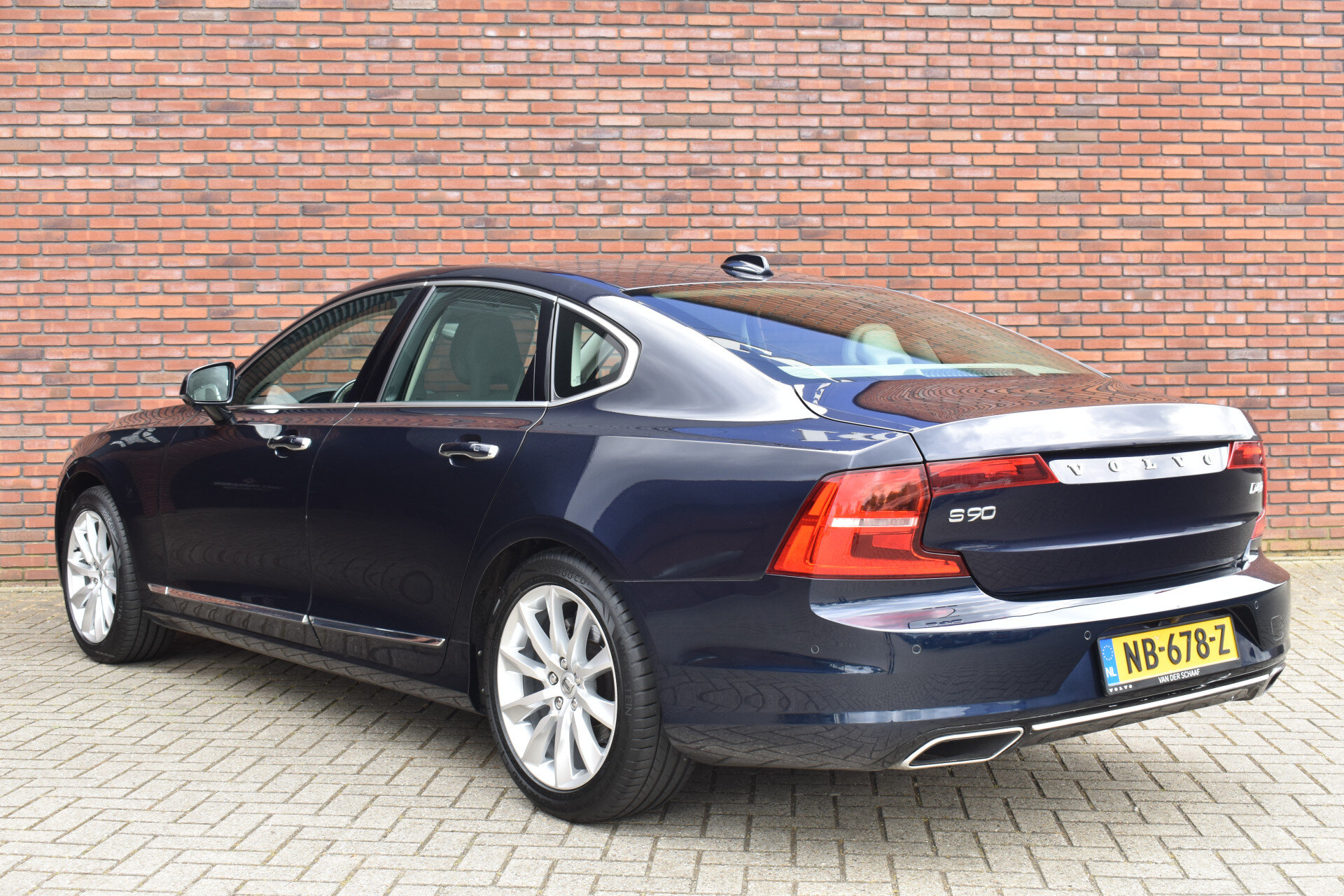 Volvo S90 D4 190PK Automaat Inscription - Afbeelding 2