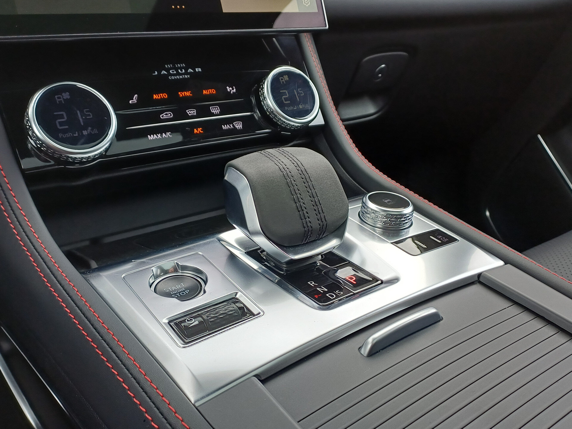Jaguar F-PACE 3.0 P400 6-cil. AWD R-Dynamic SE - Afbeelding 4