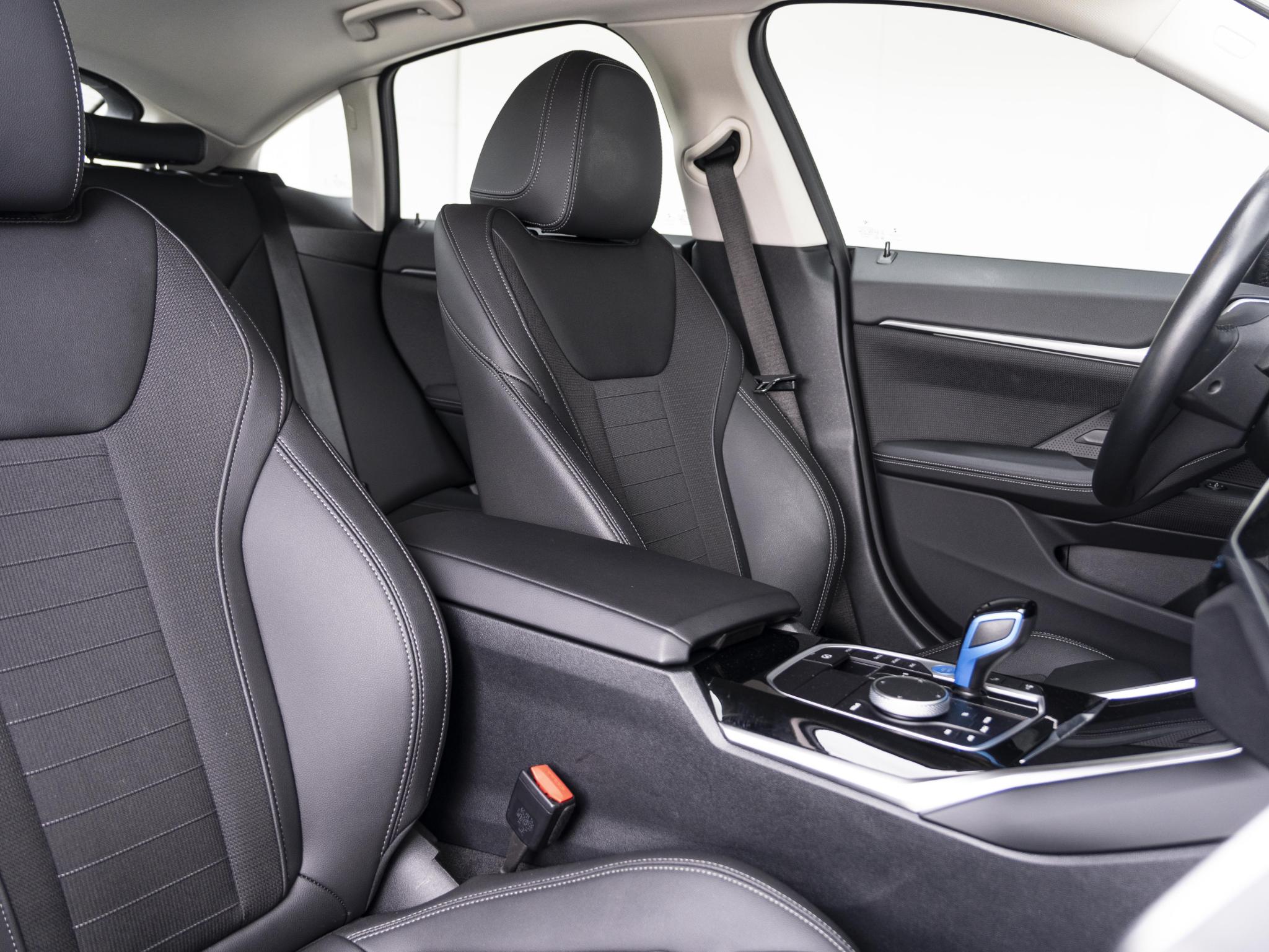 BMW i4 eDrive40 - Afbeelding 4