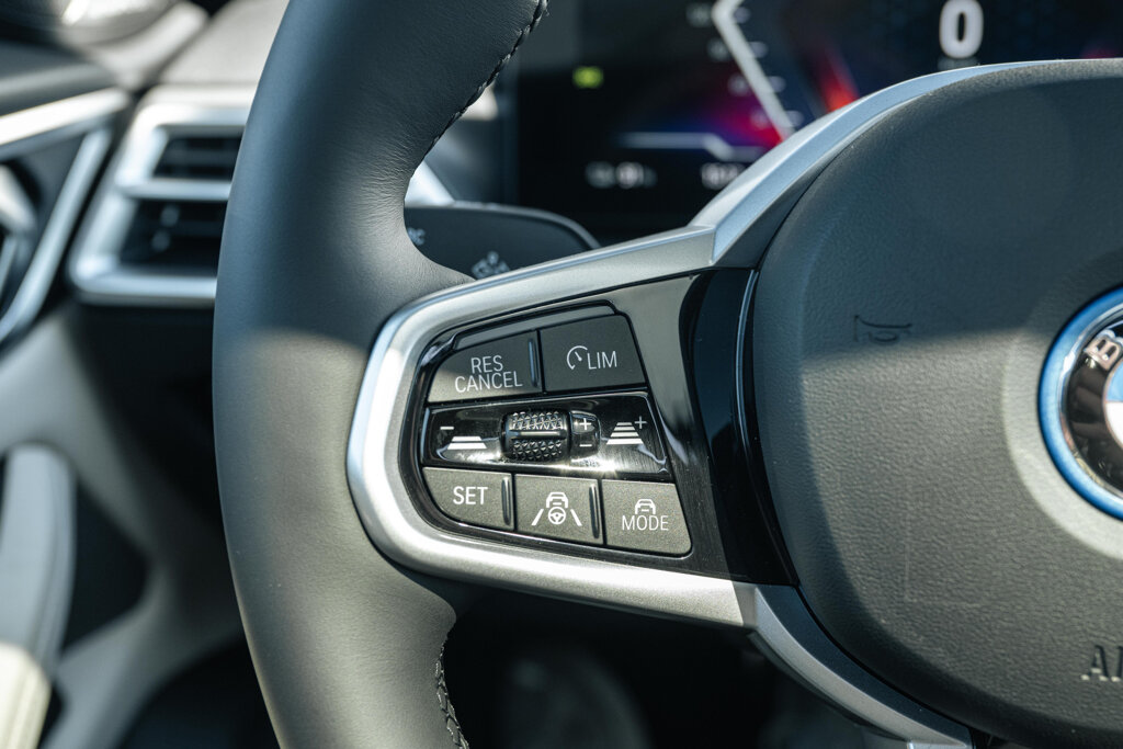BMW i4 20