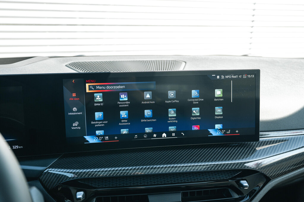 BMW i4 24