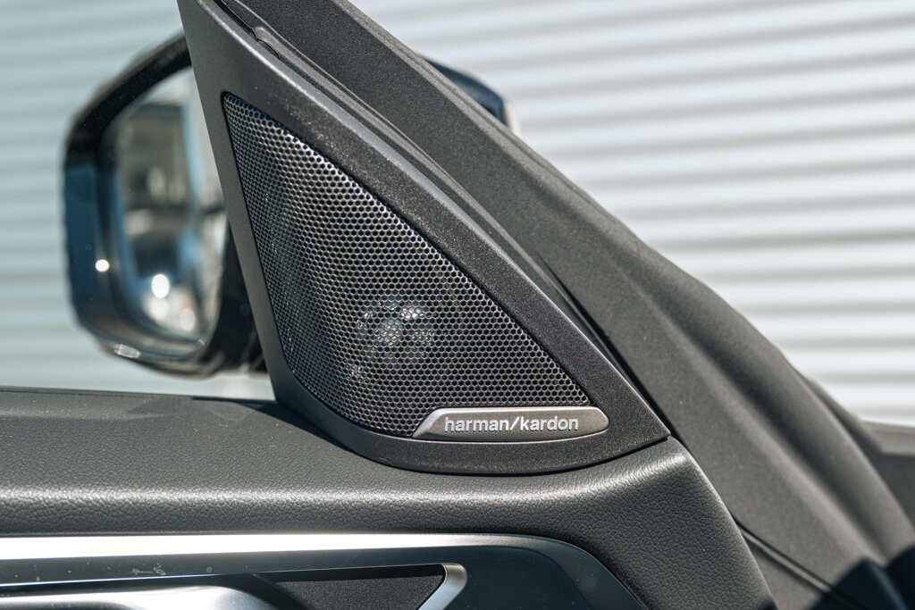BMW i4 26