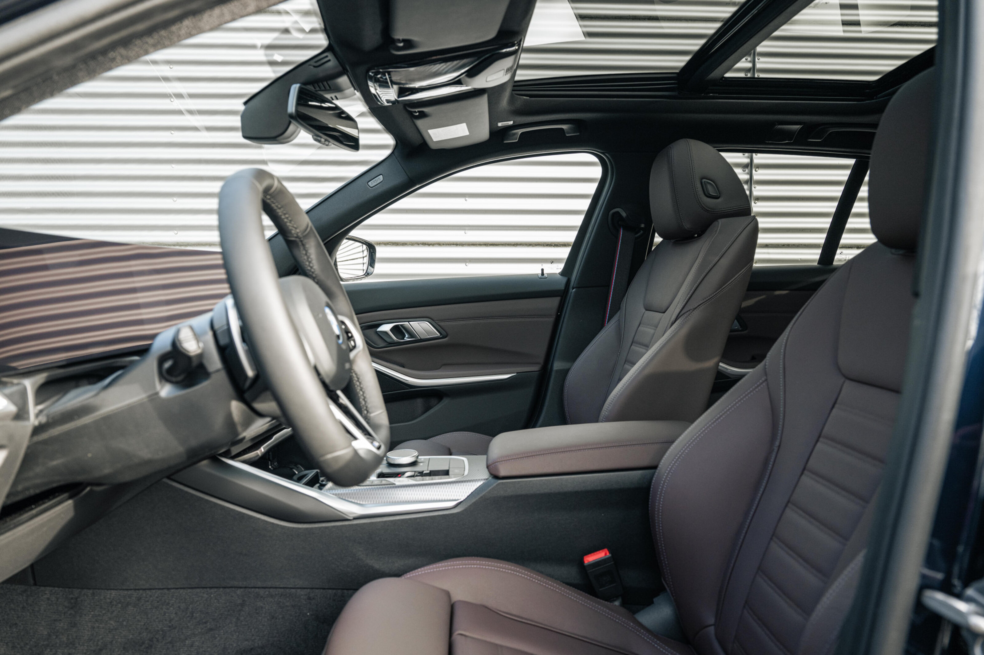 BMW 3 Serie Touring 330e M Sport Automaat