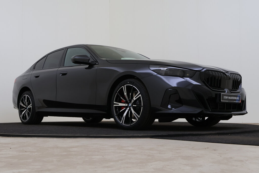 BMW i5 10