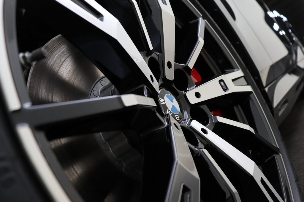 BMW i5 52