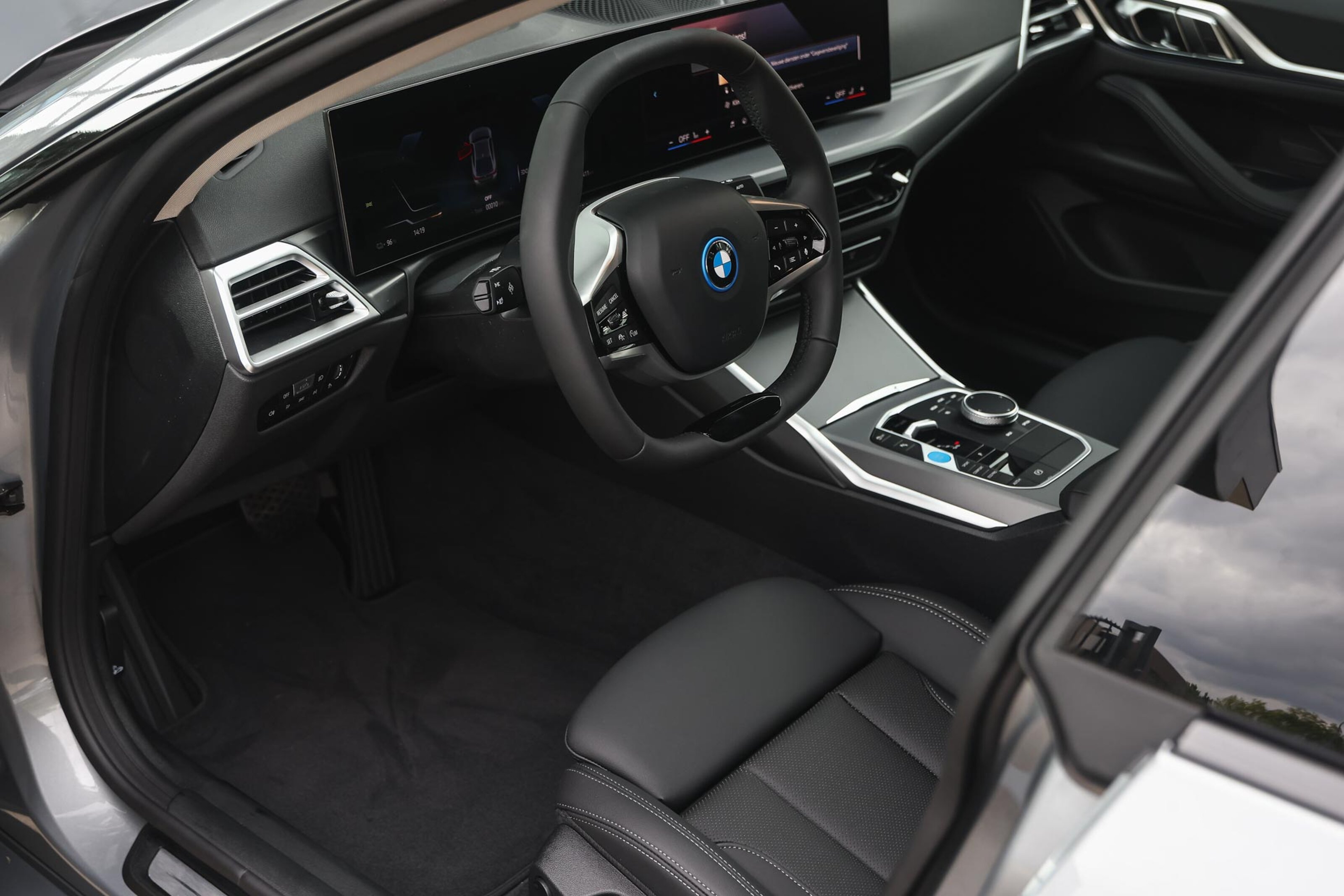 BMW i4 7