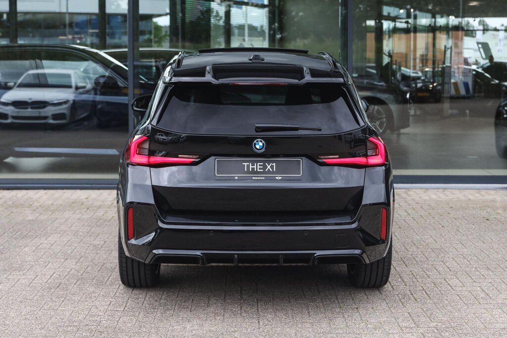 BMW X1 7