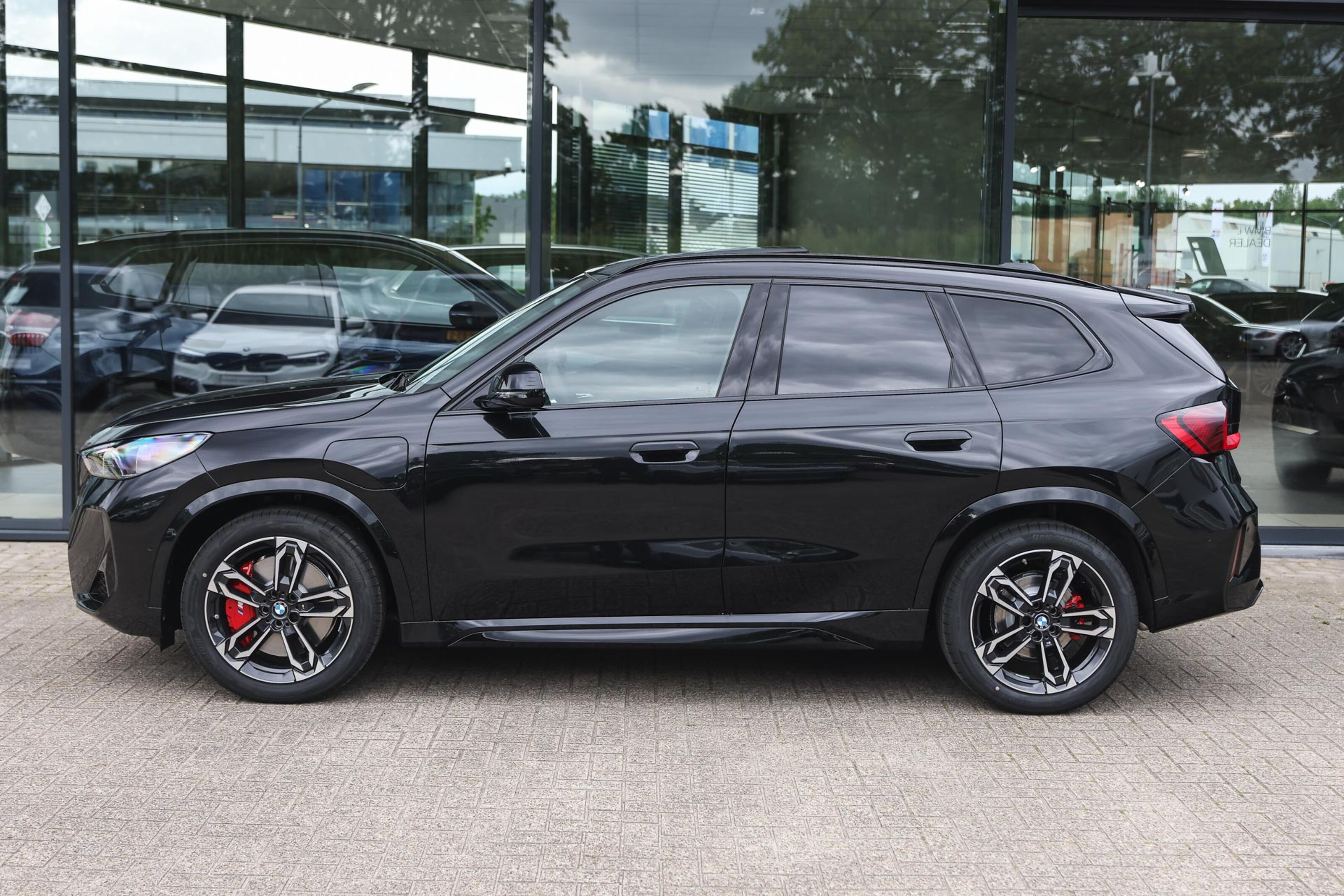 BMW X1 8
