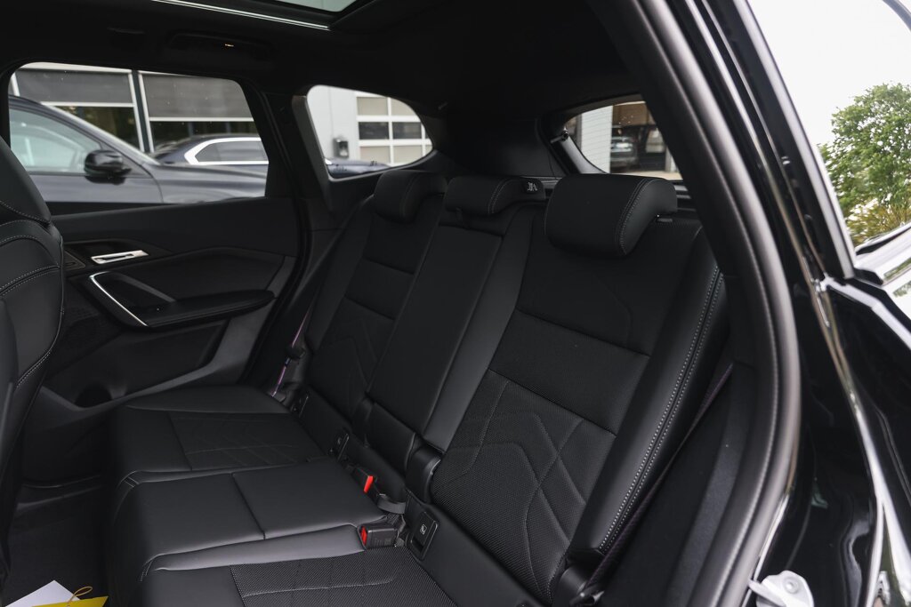 BMW X1 11
