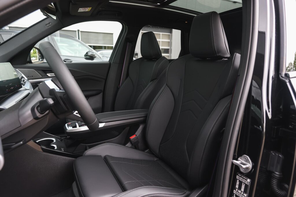 BMW X1 12