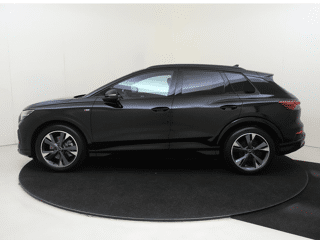 Audi Q4 e-tron S edition Competition - Afbeelding 2