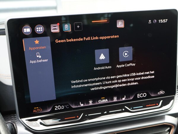 Apple Carplay/Android Auto Apple Carplay/Android Auto