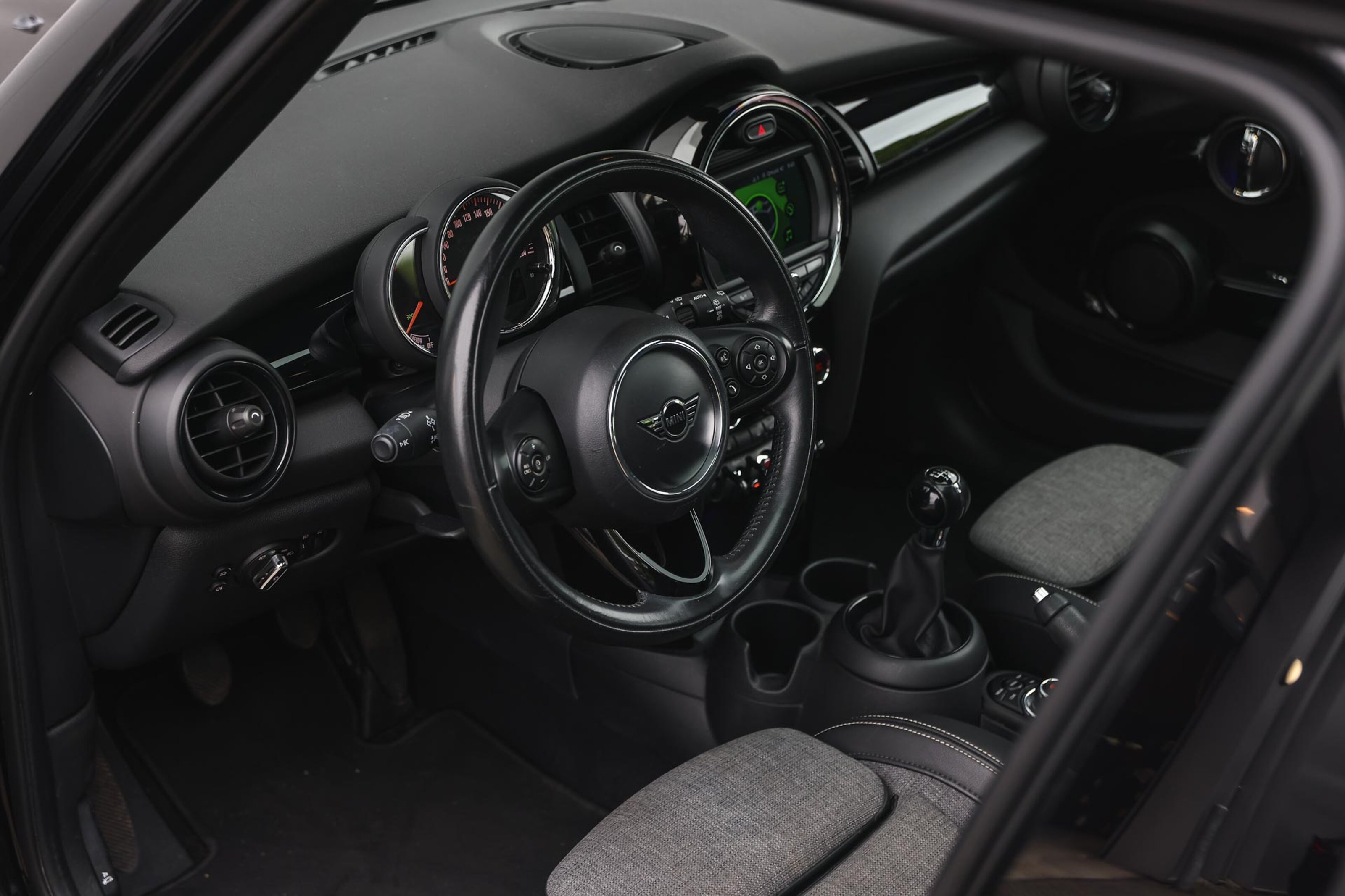 MINI Cooper 9