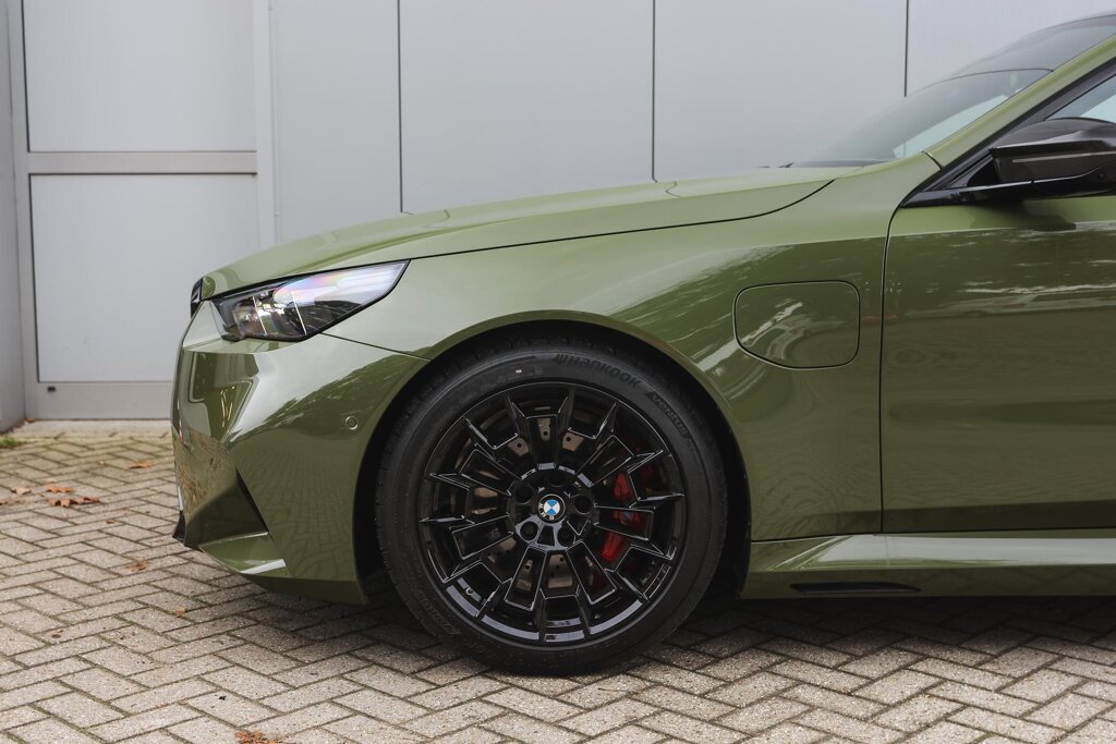 BMW M5 4