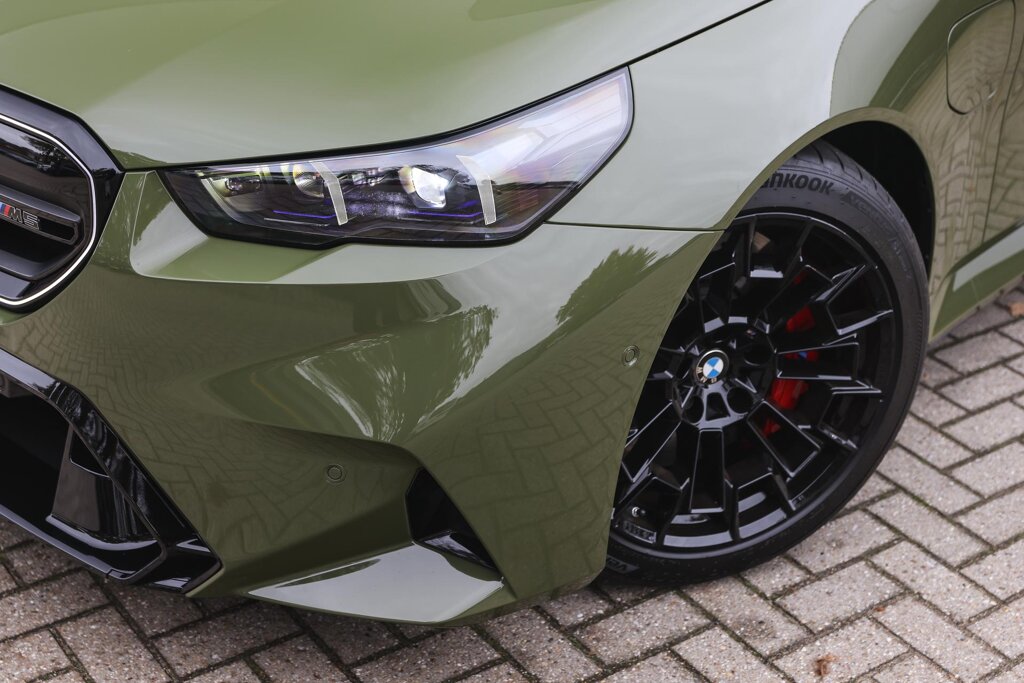 BMW M5 36